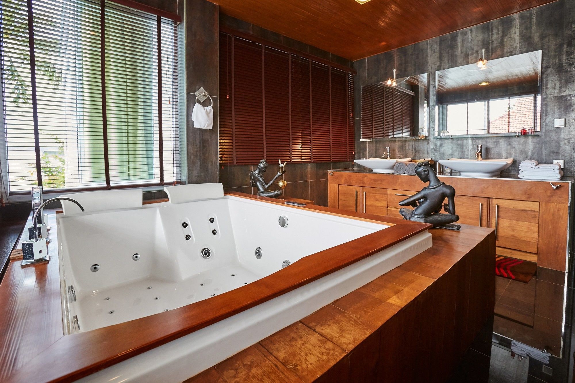 Nb Villa Vimana Bang Rak Beach  Exteriör bild